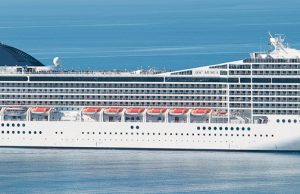 Barco de crucero va desde Holanda a Rumanía sin tocar el agua