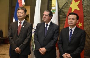 Ministro de Turismo encabeza en Santo Domingo Primer Foro de Negociaciones con inversionistas y turoperadores chinos