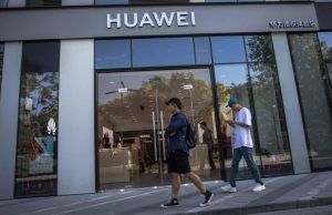 EEUU retrasa tres meses el veto a Huawei