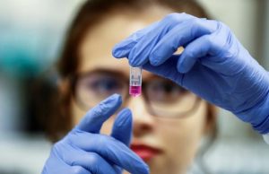 La OMS anuncia un ensayo clínico «histórico» que acortará plazos para luchar contra el coronavirus