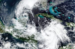 México se prepara ante posible impacto huracán Delta