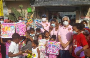 Fundación Manantial de Amor celebra “Día de Reyes” llevando alegría a niños y niñas de San Cristóbal