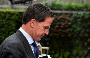 Renunció todo el gobierno de Holanda, por el mal manejo de subsidios familiares