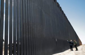 México saluda el fin de la construcción del muro