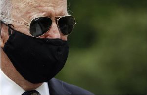 La industria de viajes y aviación de los Estados Unidos han solicitado a Biden reabrir el país a viajeros internacionales.