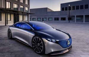 Un primer viaje en el sedán Clase S electrificado del fabricante de automóviles Mercedes-Benz EQS