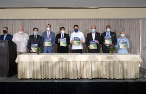 Presentan revista institucional anual del turismo dominicano