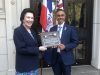 Embajadora dominicana en EEUU recibe llave de la ciudad de Lawrence