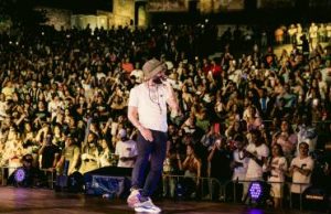 Arcángel vuelve a colocar a Puerto Plata en el mapa del turismo de entretenimiento