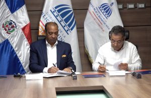 Obras Públicas y la DGDC suscriben convenio de colaboración en beneficio de comunidades necesitadas