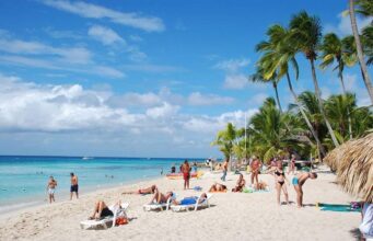 El Flujo turístico generó RD$3,336.3 millones