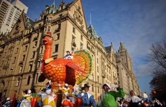 Vuelve a las calles de Nueva York el desfile Thanksgiving de Macy’s tras pausa por el coronavirus