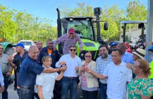 Ministerio de Agricultura acude en auxilio de los productores de Jimaní, Barahona y Neiba