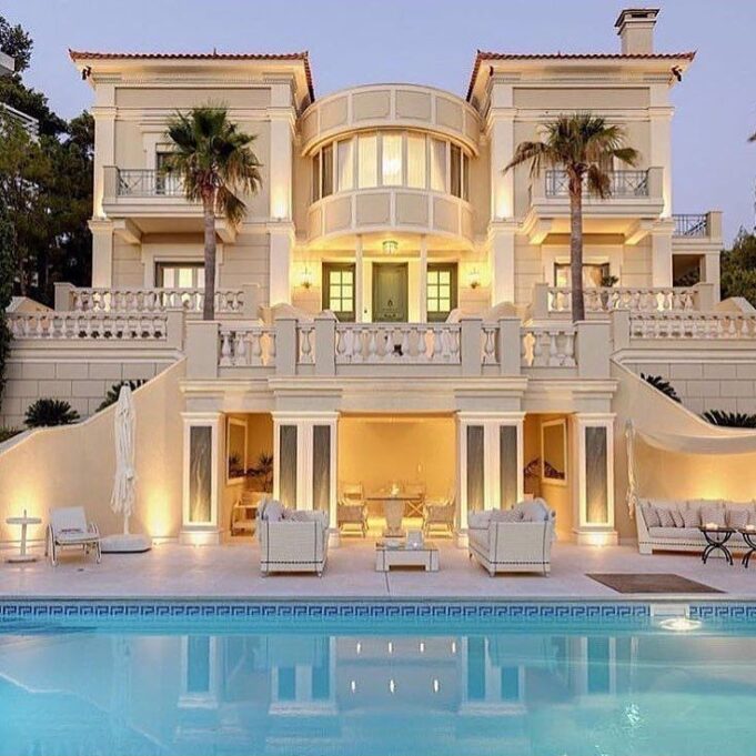 Home of Luxury ofrece una plataforma de primera clase.