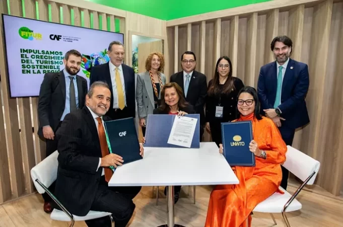 CAF y ONU Turismo impulsarán la fase II de guías de inversión turística en América Latina y el Caribe.