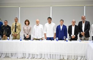 Gabinete de Lucha contra el Sargazo busca fórmulas para solucionar el problema.
