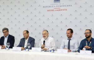 Primera expedición científica busca declarar la cordillera Beata como área oceánica protegida.