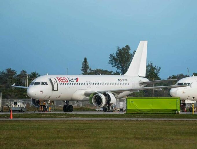 La aerolínea dominicana RED Air celebró la llegada de su primer Airbus A320ceo.