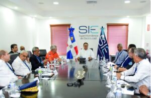 SIE y OC coordinan acciones con el COE y Defensa Civil para fortalecer respuesta del sistema eléctrico en temporada ciclónica