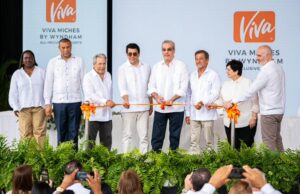 Abinader y Collado inauguran nuevo hotel Viva Miches by Wyndham con 538 habitaciones