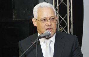 Presidente Abinader designa al veterano comunicador José Antonio Aybar presidente de Espectáculos Públicos y Radiofonía