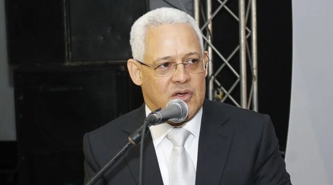 Presidente Abinader designa al veterano comunicador José Antonio Aybar presidente de Espectáculos Públicos y Radiofonía
