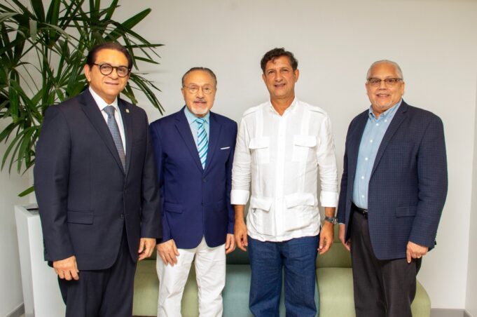 Unión Médica del Norte comparte visión empresarial con el Ing. Manuel Estrella