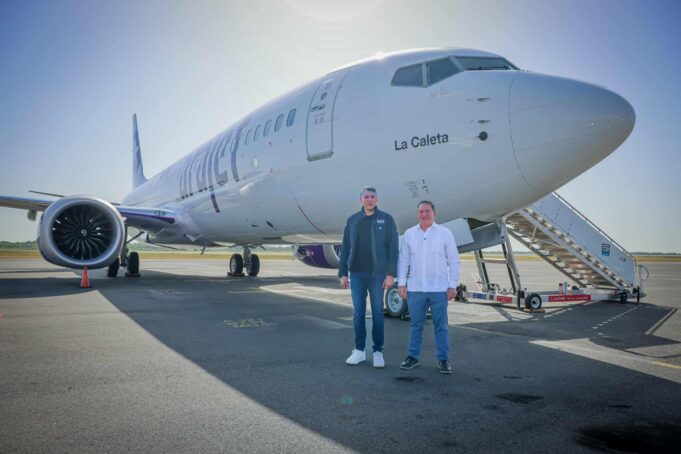 Arajet celebra la llegada de su avión número 12 y rinde homenaje a La Caleta