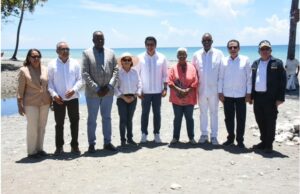 Turismo inicia trabajos de remozamiento playa Linda en Nizao
