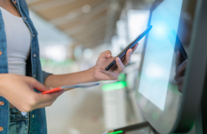 Viajeros latinoamericanos lideran la revolución digital del transporte aéreo