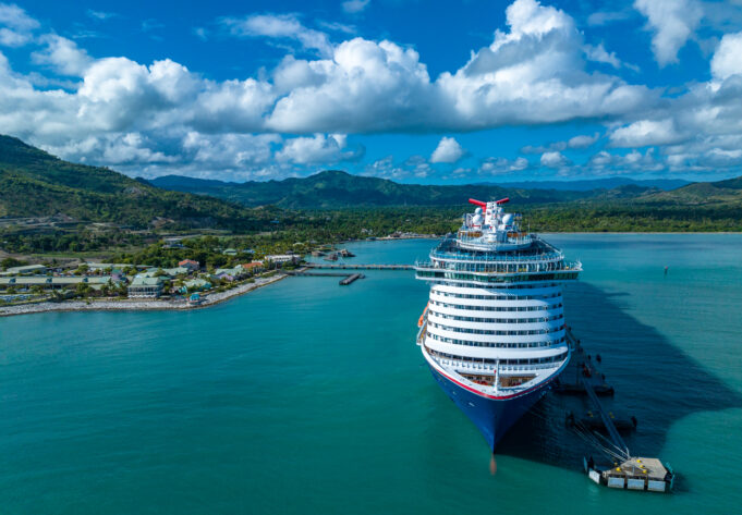 Carnival Corporation amplía su programa de donación de comidas a América Latina por primera vez