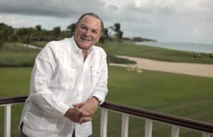 Frank Rainieri celebra el crecimiento del turismo dominicano y prevé récord de vuelos en el Aeropuerto de Punta Cana