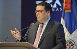 Sanz Lovatón resalta el papel del turismo en la recuperación económica y reconoce la gestión histórica de David Collado