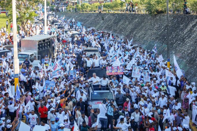 Políticos y aspirantes a cargos se muestran completamente ausentes durante las festividades navideñas