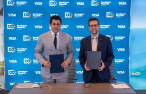 David Collado firma acuerdo con Visa Internacional para fortalecer la promoción turística de RD