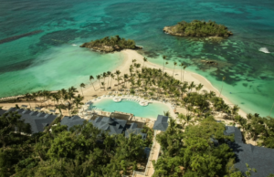 Cayo Levantado Resort galardonado con cuatro estrellas de Forbes Travel Guide 2026