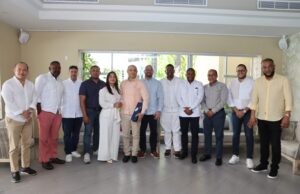 Nice Dominicana celebra almuerzo de coordinación con autoridades y sector turístico en Sosúa