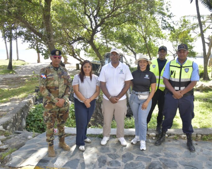 Playa Cofresí se consolida como referente del programa Playas Limpias