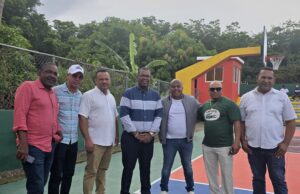 Distrito Municipal de Cabarete entrega cancha deportiva en el Callejón de la Loma